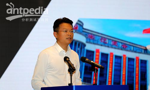 邱平.jpg