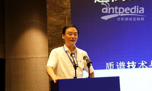 唐柯奇.jpg